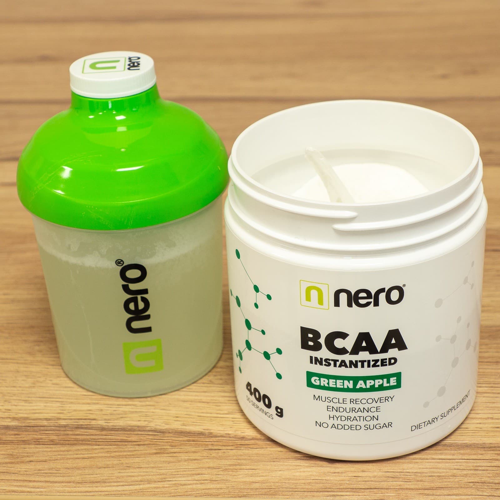 Instantní aminokyseliny Nero BCAA Zelené Jablko 400 g / 50 porcí - náhled 3